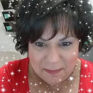 Meet your Posher, Debbie